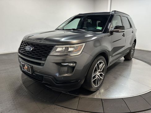 Used 2018 Ford Explorer Sport image 6