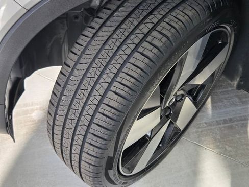 Certified 2023 Volvo XC40 Recharge Ultimate w/ Protection Package Premier image 22