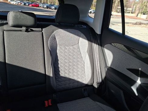 Certified 2025 Volkswagen Tiguan S w/ 18" Wheel Package image 20