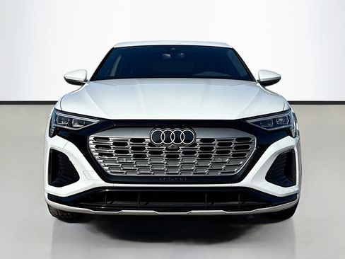 Certified 2024 Audi Q8 e-tron Premium Plus w/ Premium Plus Package image 8