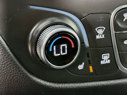 Used 2024 Chevrolet Equinox LT AWD/4WD image 20