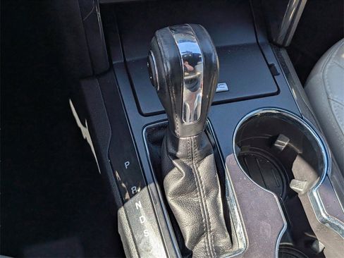 Used 2018 Ford Explorer XLT w/ Equipment Group 202A image 30