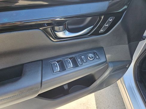 Used 2025 Honda CR-V EX-L image 15