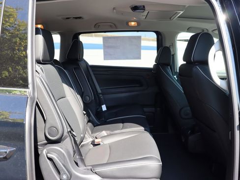 Certified 2026 Honda Odyssey Elite image 15