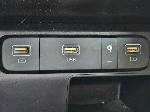 Certified 2023 Kia Sorento EX w/ Panoramic Sunroof Package image 32