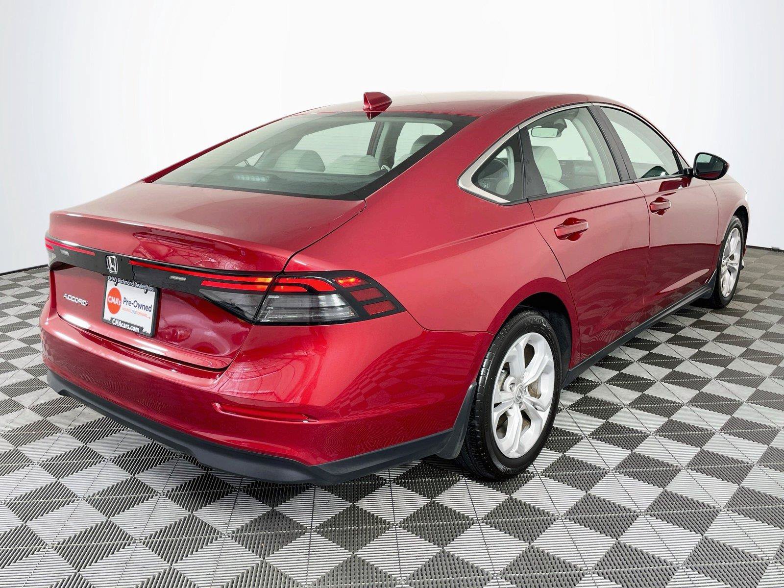 Certified 2025 Honda Accord LX image 11