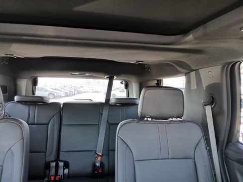 Used 2024 Chevrolet Tahoe RST w/ Luxury Package AWD/4WD image 16