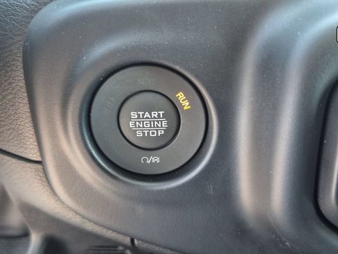 Used 2023 Jeep Wrangler Unlimited w/ Cold Weather Group AWD/4WD image 21