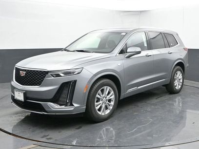 New 2025 Cadillac XT6 Luxury