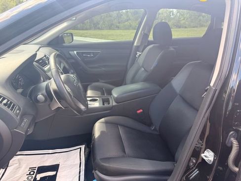 Used 2016 Nissan Altima 2.5 SR FWD image 6