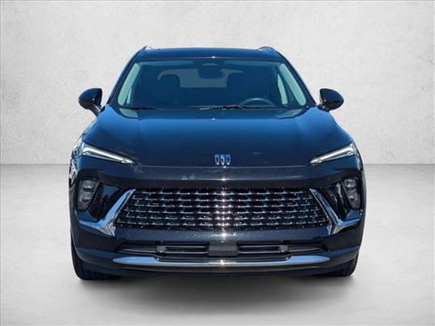 Used 2024 Buick Envision Avenir image 2