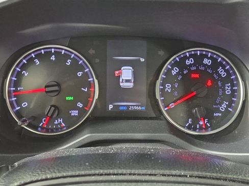 Used 2021 Toyota RAV4 XLE image 17