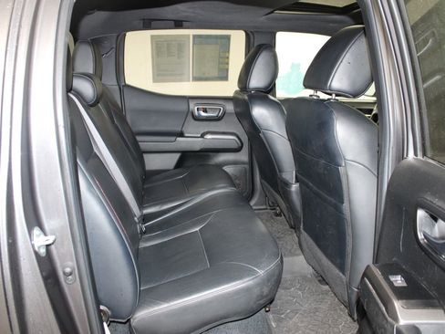 Used 2023 Toyota Tacoma TRD Pro image 31