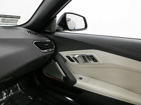 Used 2024 BMW Z4 sDrive30i w/ Premium Package RWD image 30