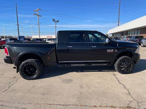 Used 2018 RAM 3500 Laramie Longhorn image 7