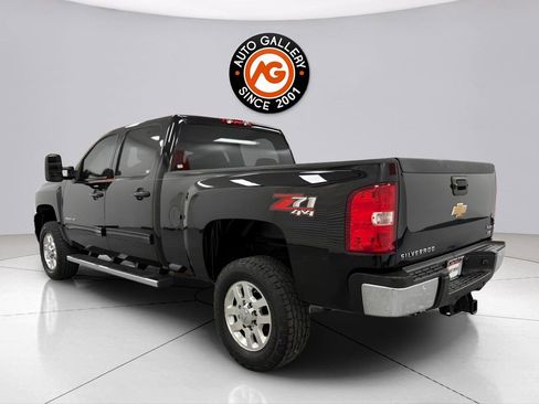 Used 2014 Chevrolet Silverado 2500 LTZ w/ LTZ Plus Package image 5