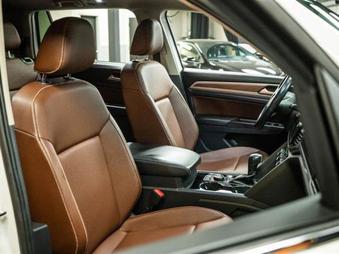 Used 2021 Volkswagen Atlas SEL image 16