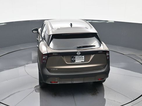 New 2026 Nissan Kicks S image 30