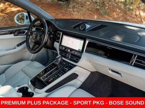 Used 2024 Porsche Macan w/ Premium Plus Package AWD/4WD image 25
