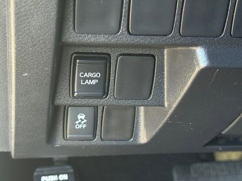 Used 2022 Nissan Frontier S RWD image 27