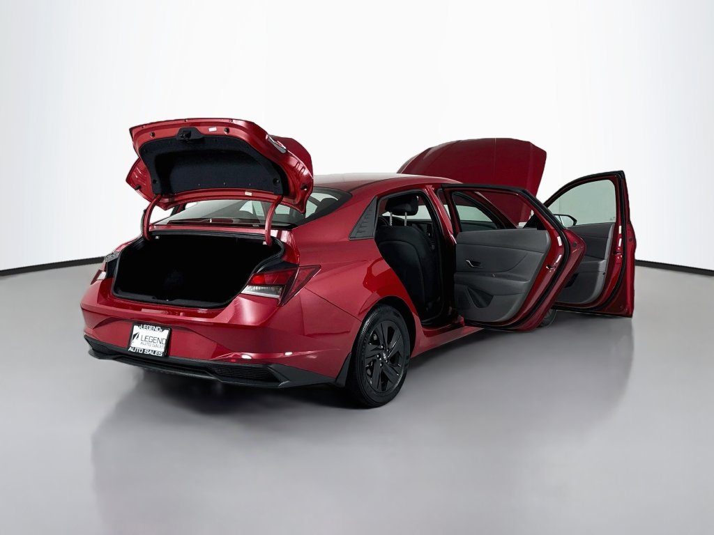 Used 2022 Hyundai Elantra Blue FWD image 21