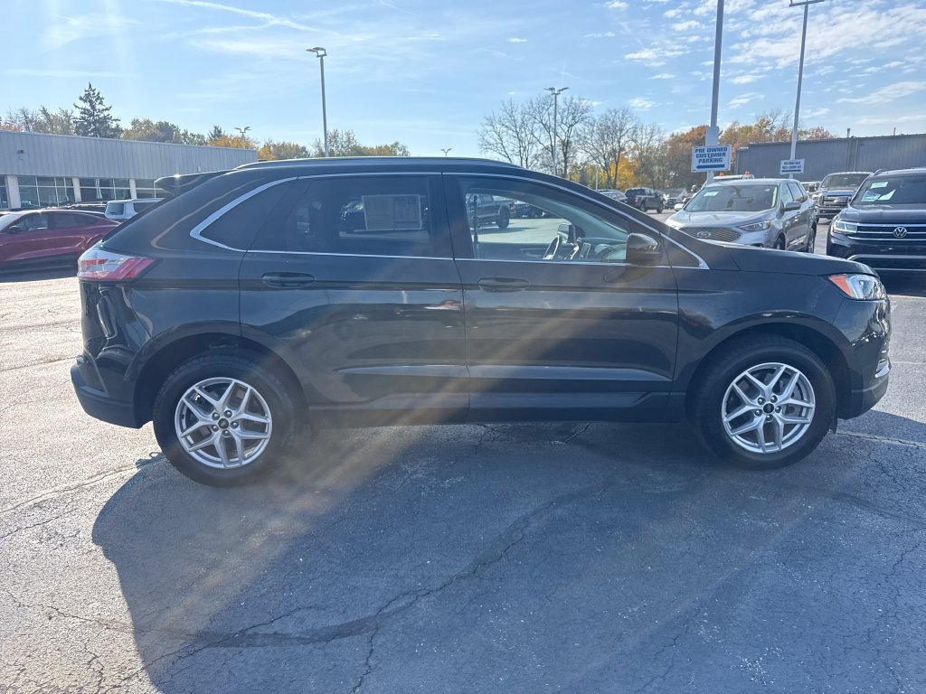 Used 2024 Ford Edge SEL w/ Convenience Package AWD/4WD image 6