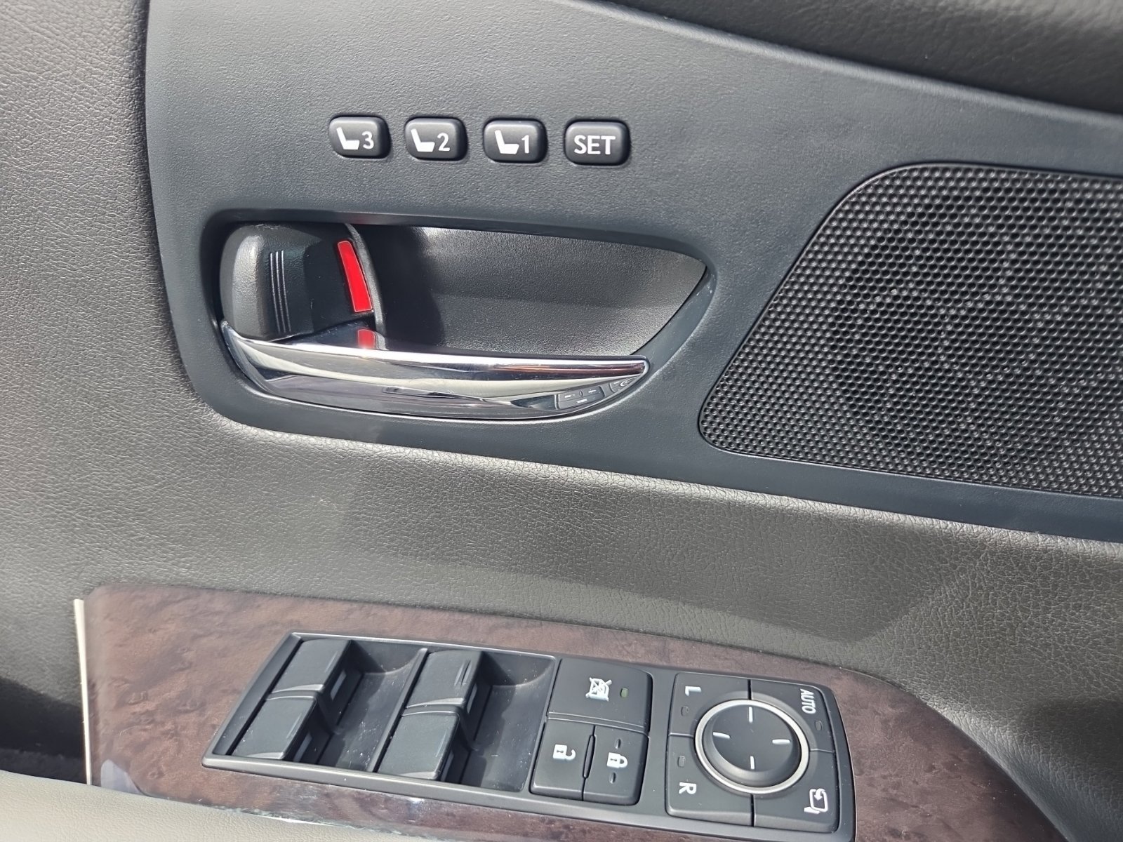 Used 2013 Lexus RX 350 FWD w/ Navigation Pkg image 26