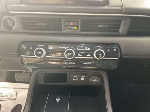 Used 2023 Honda Pilot Touring image 21