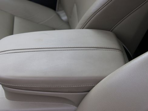 Used 2018 Acura TLX image 30