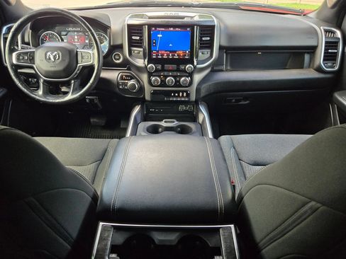 Used 2019 RAM 1500 Big Horn AWD/4WD image 16