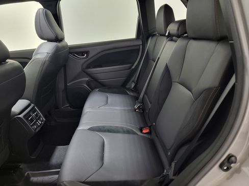 Certified 2025 Subaru Forester Touring AWD/4WD image 13