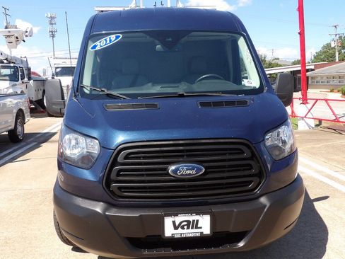 Used 2019 Ford Transit 250 148 Medium Roof RWD image 6