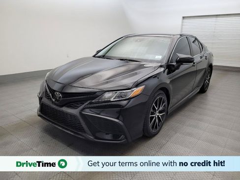 Used 2023 Toyota Camry SE FWD image 1