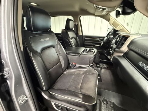 Used 2021 RAM 1500 Laramie AWD/4WD image 7