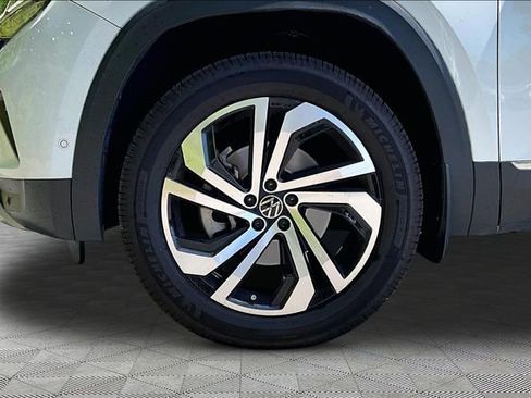Used 2021 Volkswagen Atlas SEL Premium AWD/4WD image 27