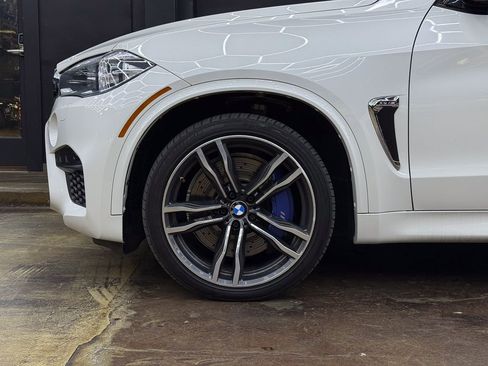 Used 2015 BMW X5 M image 4