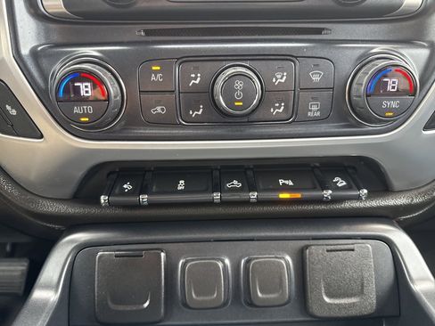 Used 2018 GMC Sierra 1500 SLT w/ SLT Premium Package image 16