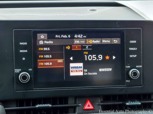 Used 2024 Kia Sportage LX image 17