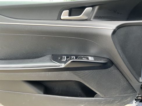 Used 2021 Kia K5 LX FWD image 14