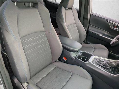 Used 2023 Toyota RAV4 SE w/ Convenience Package AWD/4WD image 19