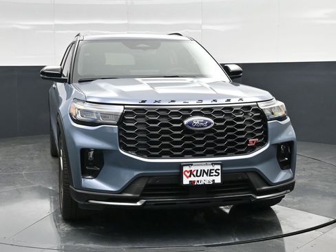New 2026 Ford Explorer ST w/ Sun And Sound Package AWD/4WD image 9