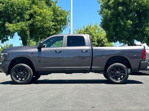 New 2026 RAM 2500 Laramie AWD/4WD image 7