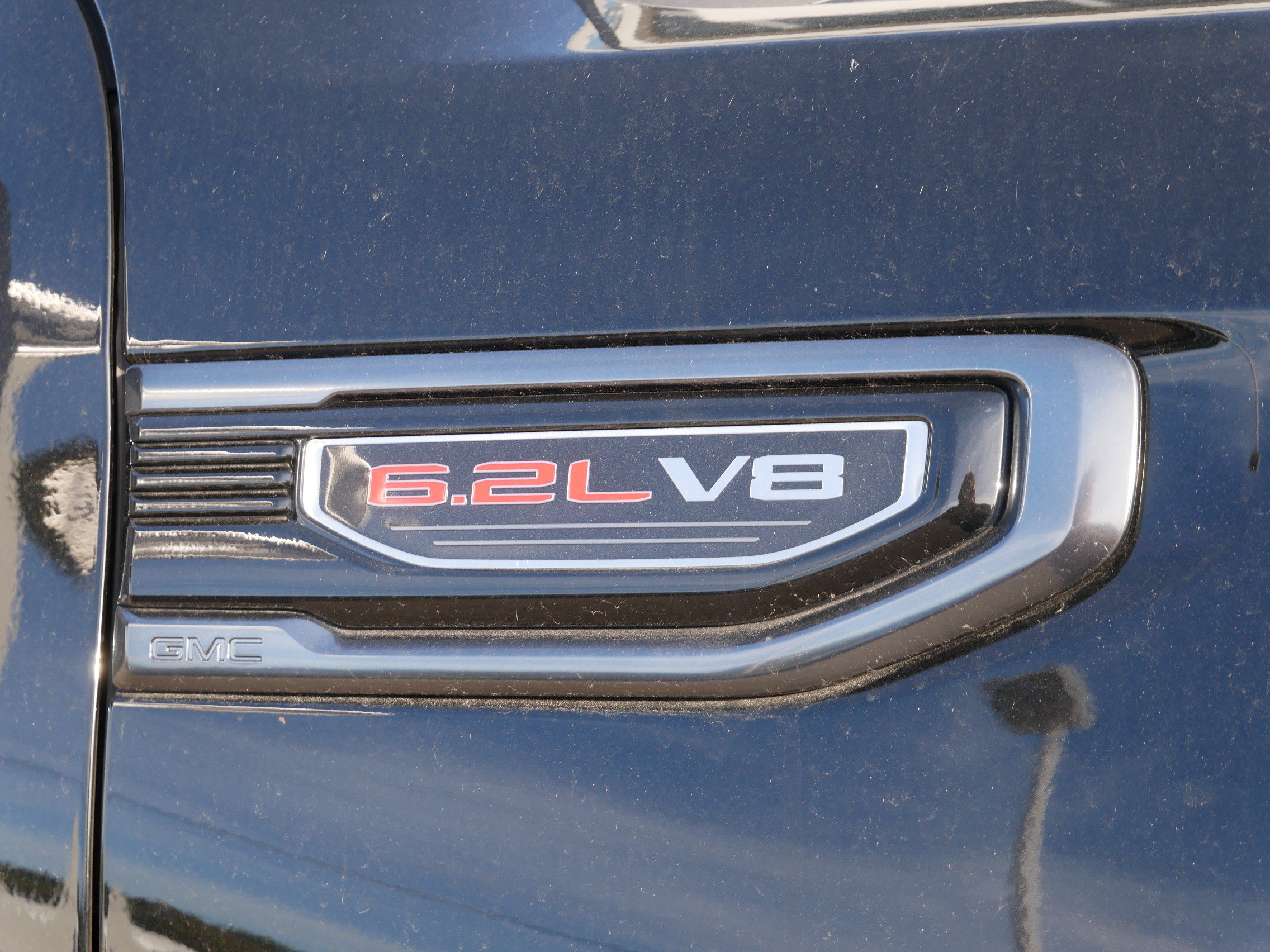 Used 2022 GMC Sierra 1500 AT4 w/ AT4 Premium Package AWD/4WD image 5