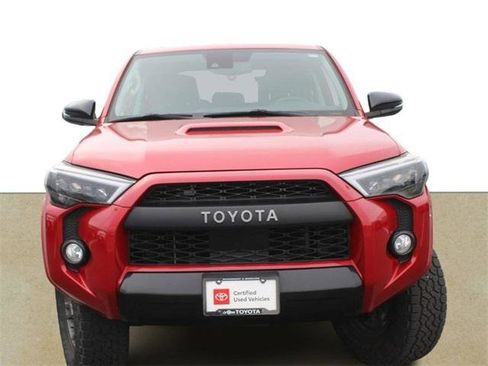 Certified 2020 Toyota 4Runner Venture w/ Moonroof Package image 9