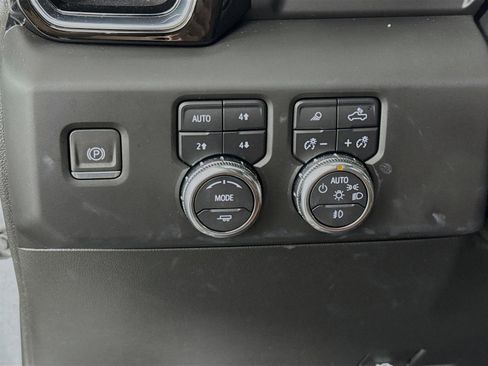 Used 2023 GMC Sierra 1500 Denali Ultimate image 11