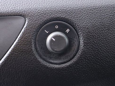 Used 2018 Chevrolet Cruze Premier image 25