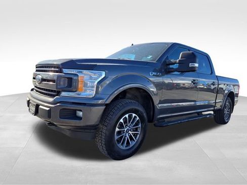 Used 2018 Ford F150 XLT w/ Equipment Group 302A Luxury AWD/4WD image 5