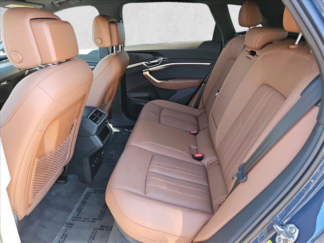 Used 2024 Audi Q8 e-tron Premium Plus AWD/4WD image 25