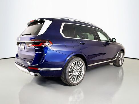 New 2026 BMW X7 xDrive40i image 7