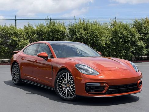 Used 2023 Porsche Panamera GTS w/ Premium Package AWD/4WD image 1
